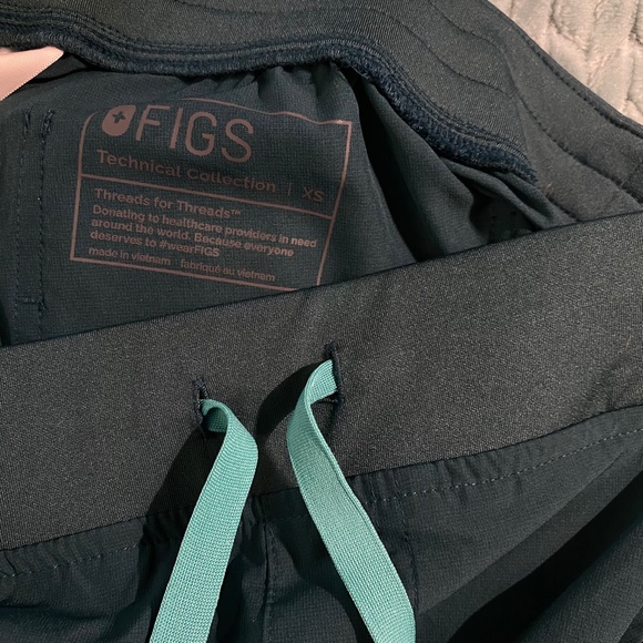 Caribbean Blue Zamora Jogger FIGS Scrub Pants - Picture 5 of 7